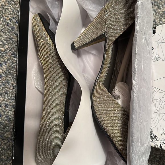 Sparkle gold & silver shoes new worn ..twice .. - Picture 5 of 5